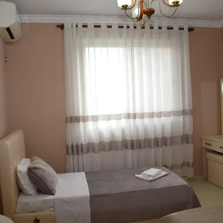 Apartment Synergy Dhoma Ana
